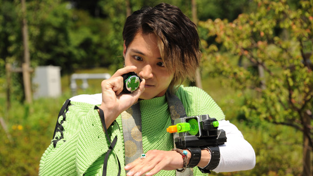 Alain Cosplay Costume (Casual) from Kamen Rider Ghost